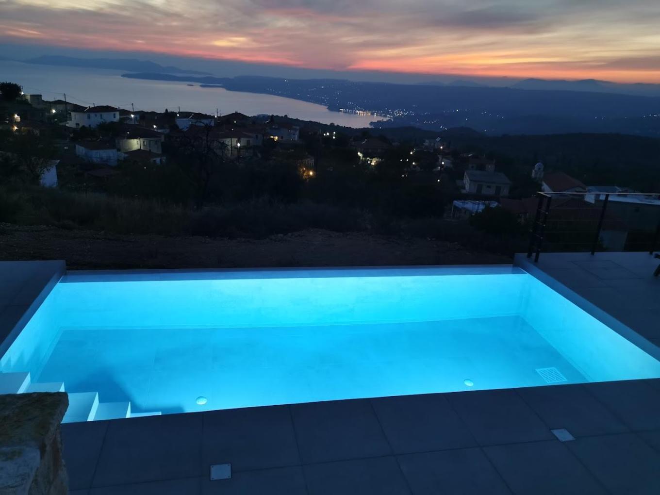 Sunset Luxury Akritokhórion